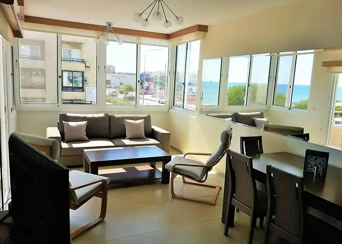 16 Sandy Apartamento Larnaca