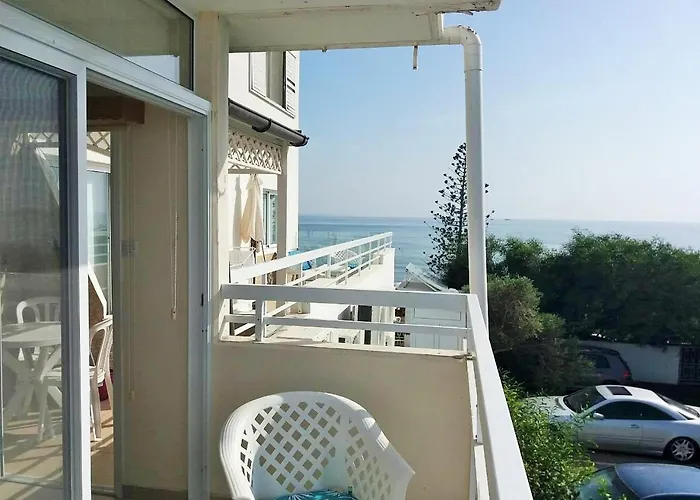 16 Sandy Apartamento Larnaca